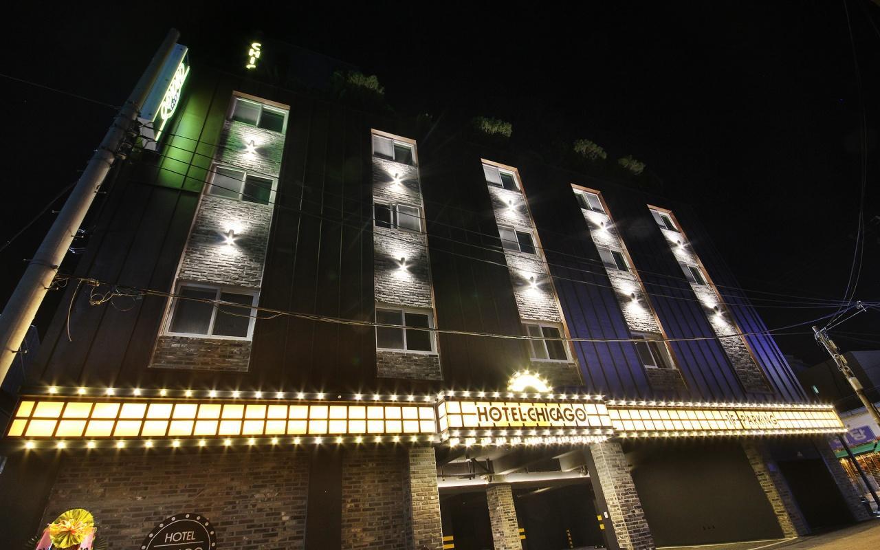 Hotel Chicago Jinju Exterior foto